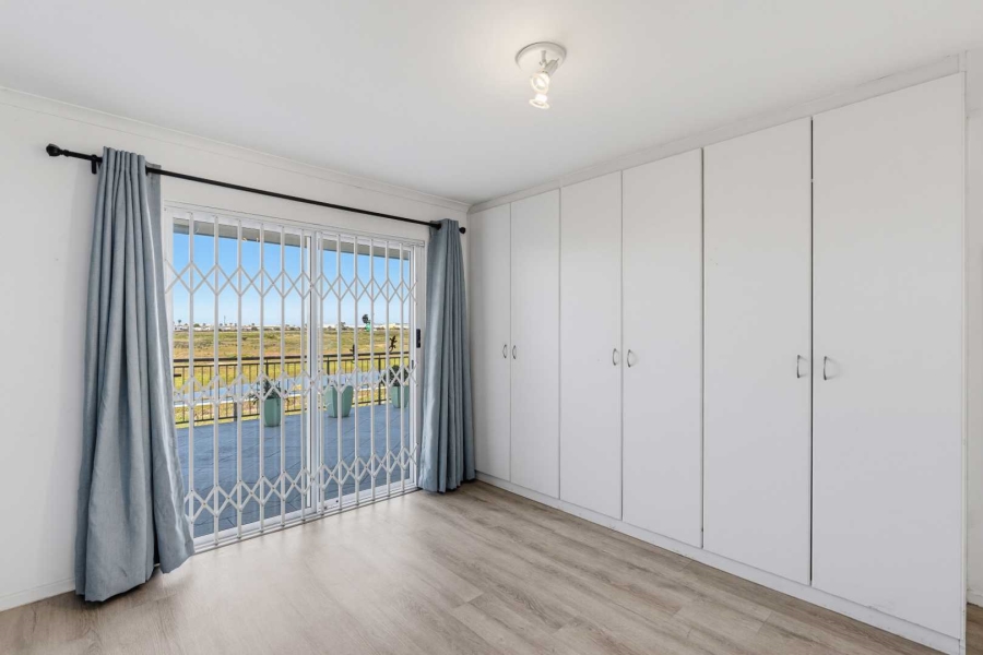2 Bedroom Property for Sale in Royal Ascot Western Cape